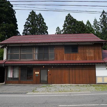 Апартаменти Way Shirakawago - Private, Free Parking And Newly Opened 2022 Way Shirakawago Екстер'єр фото