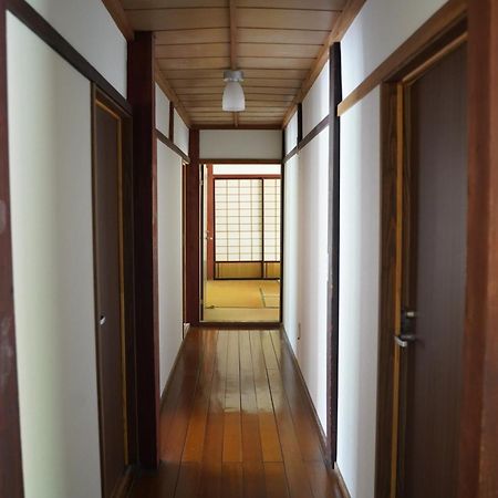 Апартаменти Way Shirakawago - Private, Free Parking And Newly Opened 2022 Way Shirakawago Екстер'єр фото