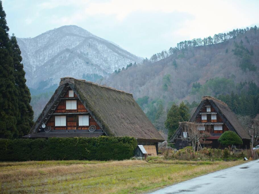Апартаменти Way Shirakawago - Private, Free Parking And Newly Opened 2022 Way Shirakawago Екстер'єр фото