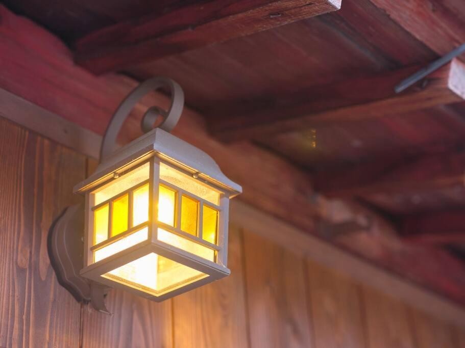 Апартаменти Way Shirakawago - Private, Free Parking And Newly Opened 2022 Way Shirakawago Екстер'єр фото